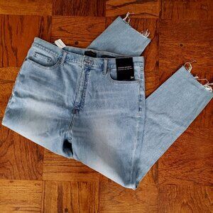 BNWT BANANA REPUBLIC premium denim ultra high-rise slim fit (34) med wash